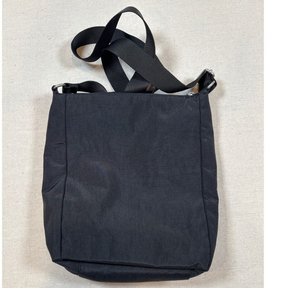 Baggallini Black Town Bagg Crossbody Messenger Adjustable Strap Travel Purse Bag - Picture 7 of 7